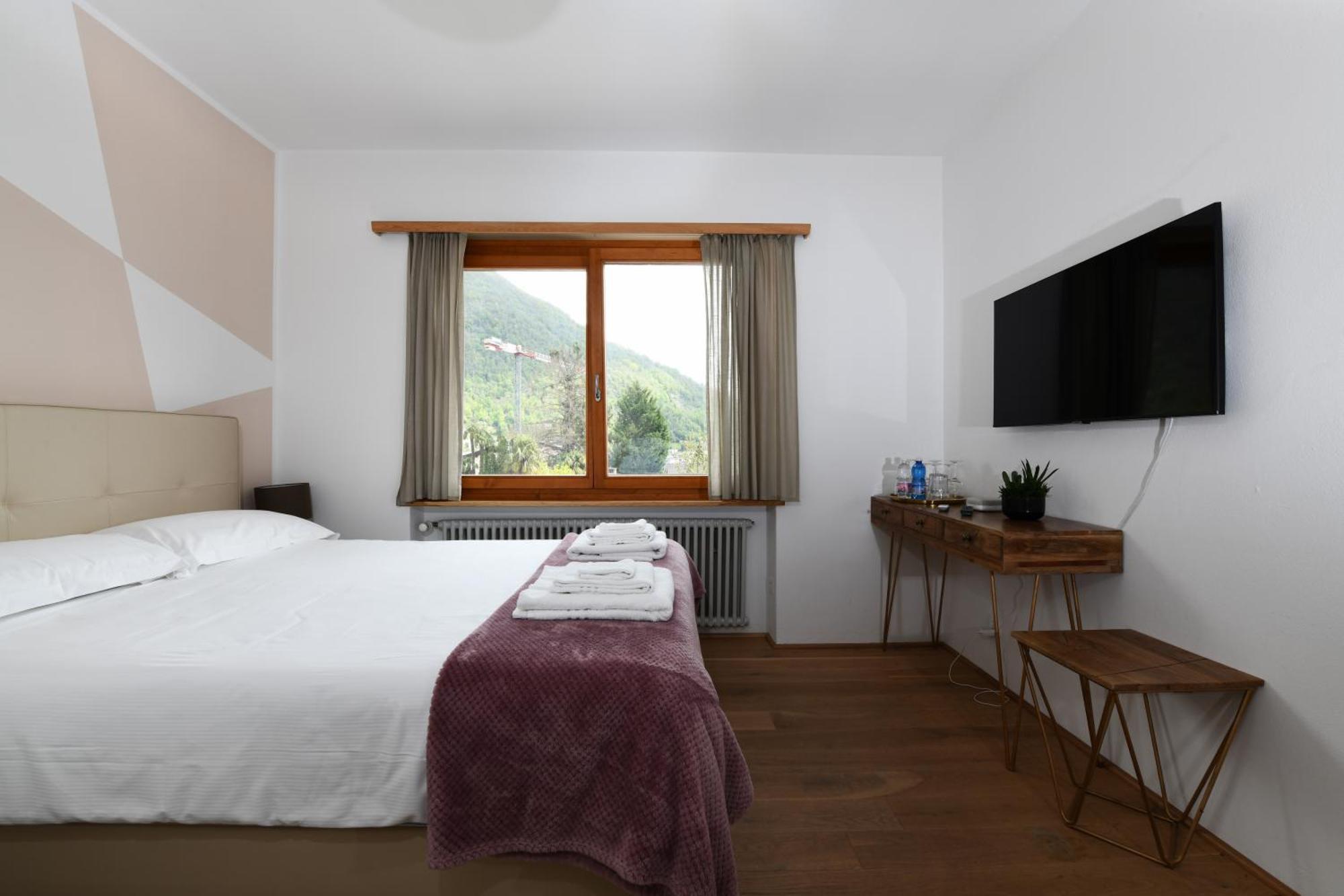 لوزون 7Rooms - Self Check-In 24H Free Parking المظهر الخارجي الصورة