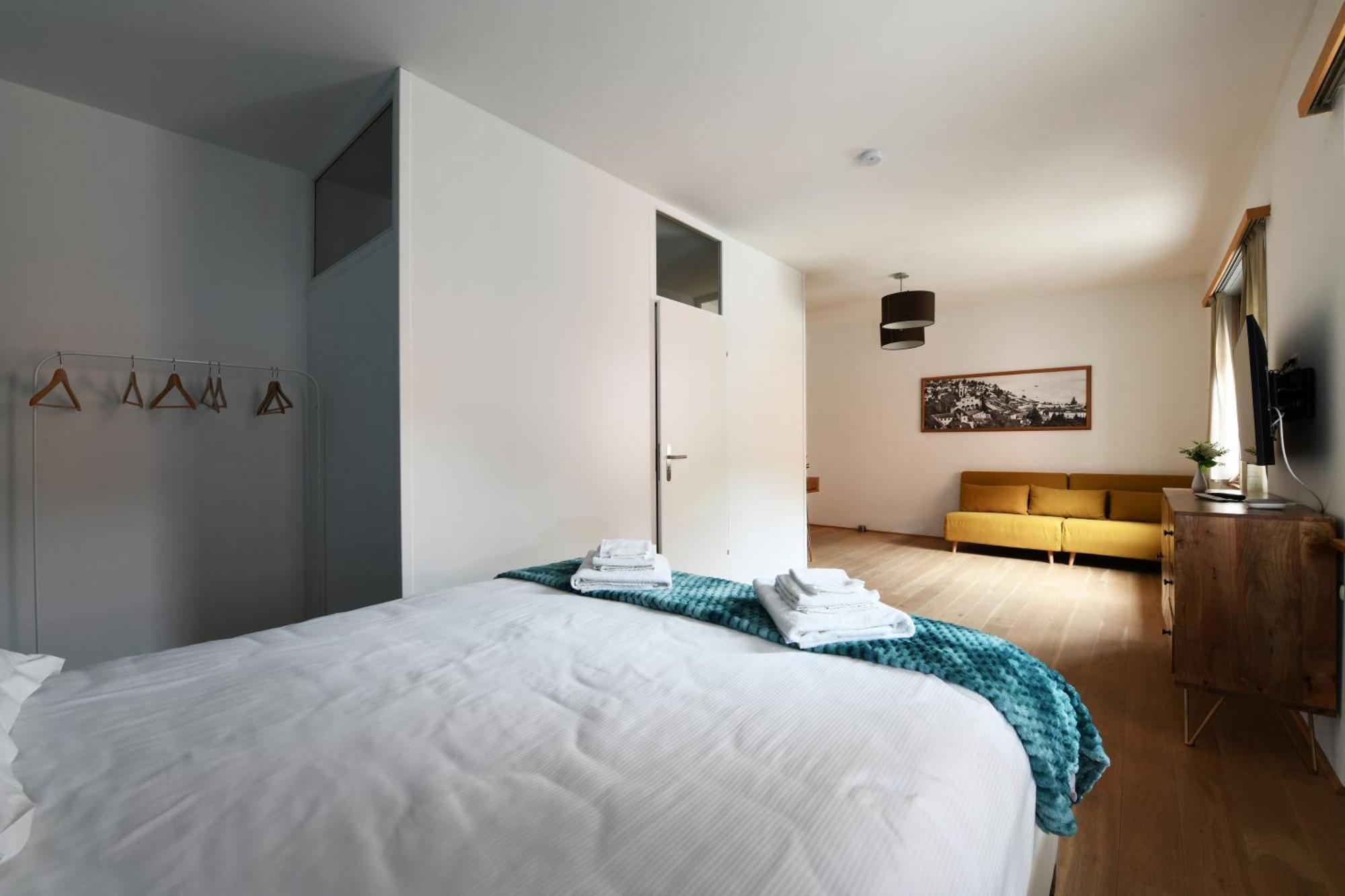 لوزون 7Rooms - Self Check-In 24H Free Parking المظهر الخارجي الصورة